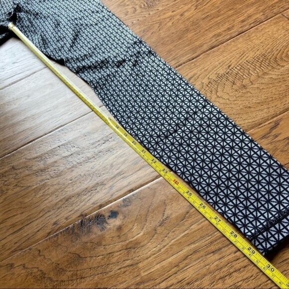 Lululemon Wunder Under Pant *Full-On LuonTri Geo Silver Spoon Black size 4 - Picture 8 of 12